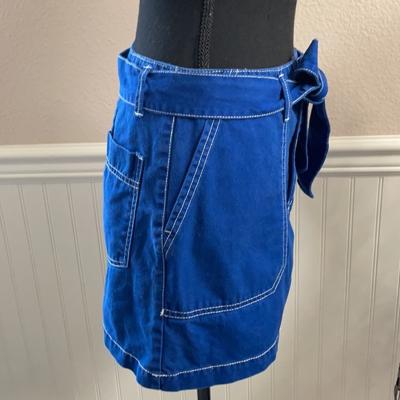 Cute jean skirt - Picture 2 of 6